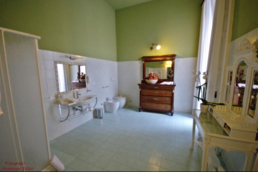 B&B Casa Cavalli ルチェーラ 部屋 写真